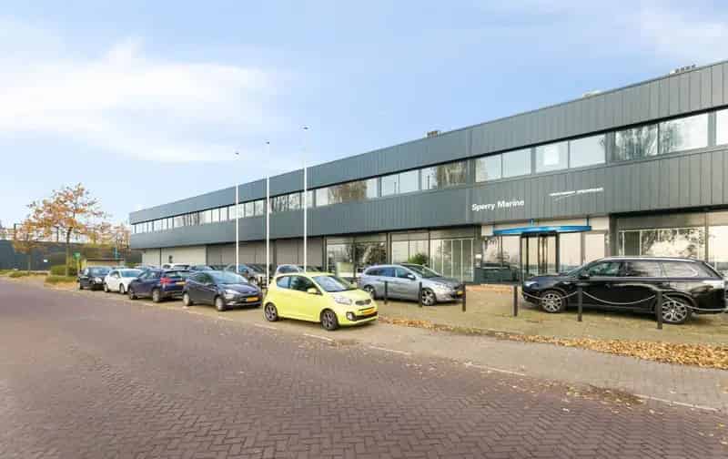 Kantoorruimte huren Vlaardingen Het Scheur 857m²