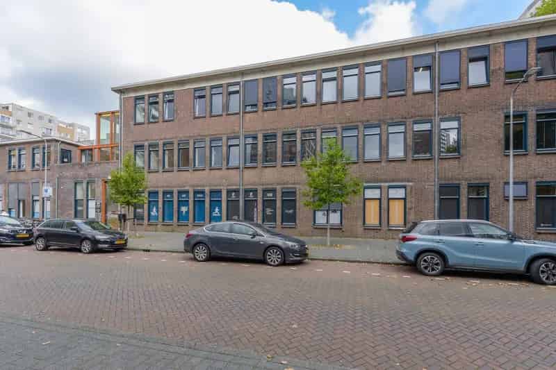 Kantoorruimte te huur Den Haag Laakhaven 265m2 De Haagse Sportcentrale