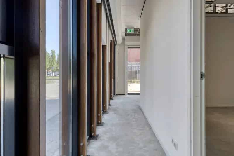 Bedrijfshal te Huur Hoofddorp 311m² Kantoor en Bedrijfsruimte