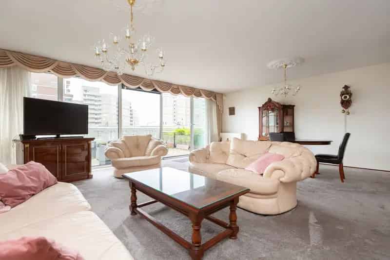 Appartement te koop Scheveningen: Luxe appartement met ruim terras en Kurhaus uitzicht