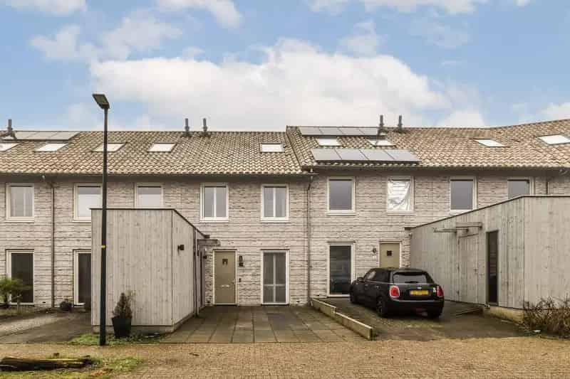 Huis te koop Almere Noorderduin: Instapklare gezinswoning