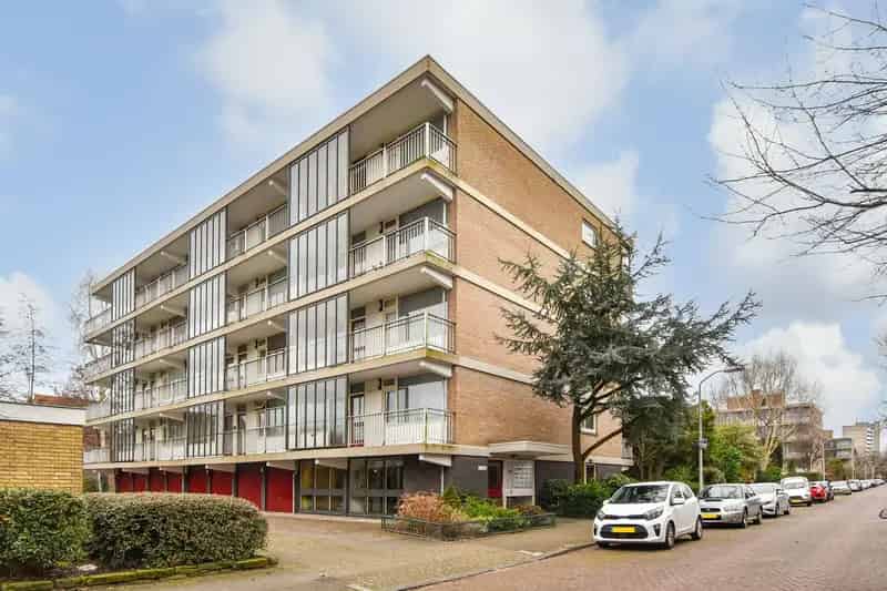 Tweekamerappartement Den Haag Catharina van Rennesstraat