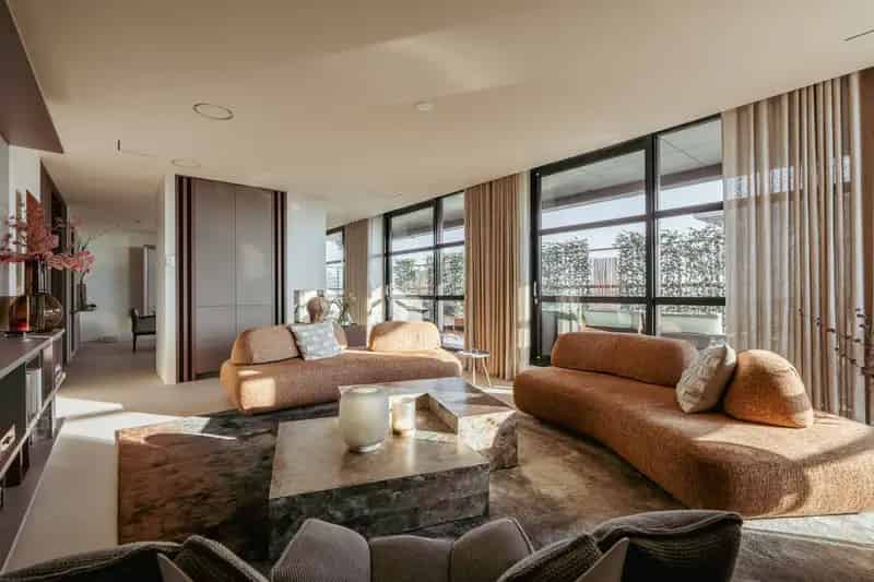 Luxe Appartement Amstelveen The Mayor 183m2 Twee Parkeren