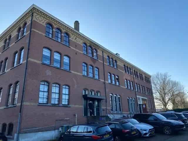 Kantoorruimte Haarlem 122m2 Rijksmonument Industrieel