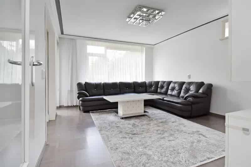 Ruim 5-kamer appartement Den Haag