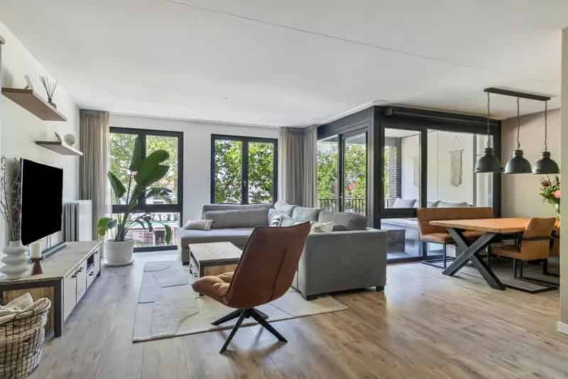 Modern Appartement te koop in Pijnacker Centrum