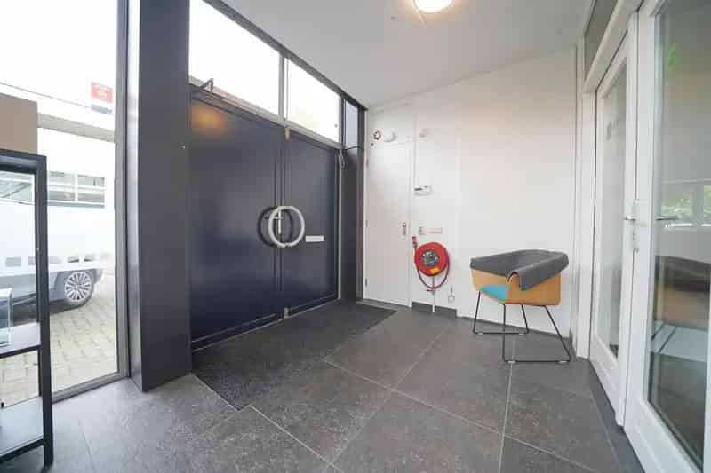 Belegging Almere: Kantoorpand 400m² - Huuropbrengst €42.352