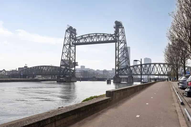 Rustig Wonen op Noordereiland Nabij Rotterdam Centrum
