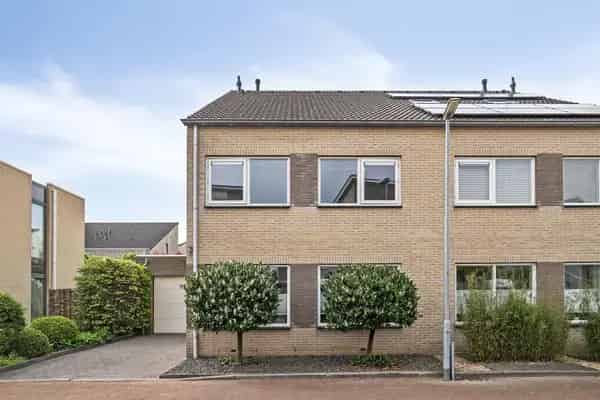 Ruime Tweekapper Goes West 4 slaapkamers Dakterras Garage