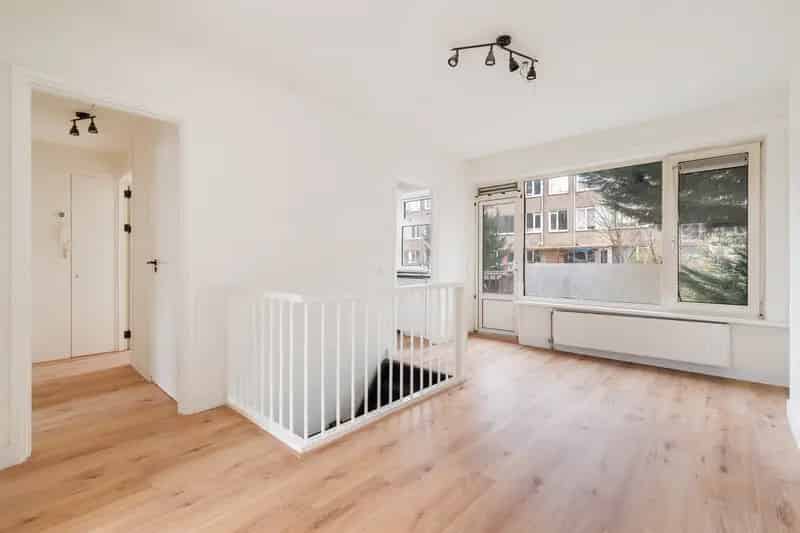 Gerenoveerde Benedenwoning Rotterdam Zuid Riante Tuin Souterrain