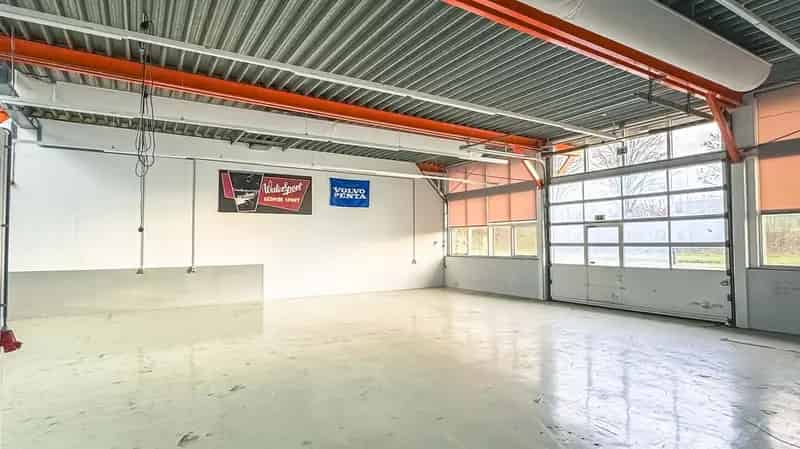Bedrijfshal Farmsum te Huur 2722m²