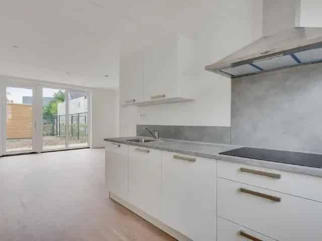 Ruime woning Maastricht  tuin parkeerplaats energielabel A+