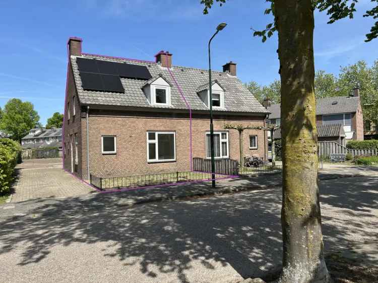 3 Slaapkamers 2 Onder 1 Kap Schijndel Grote Tuin