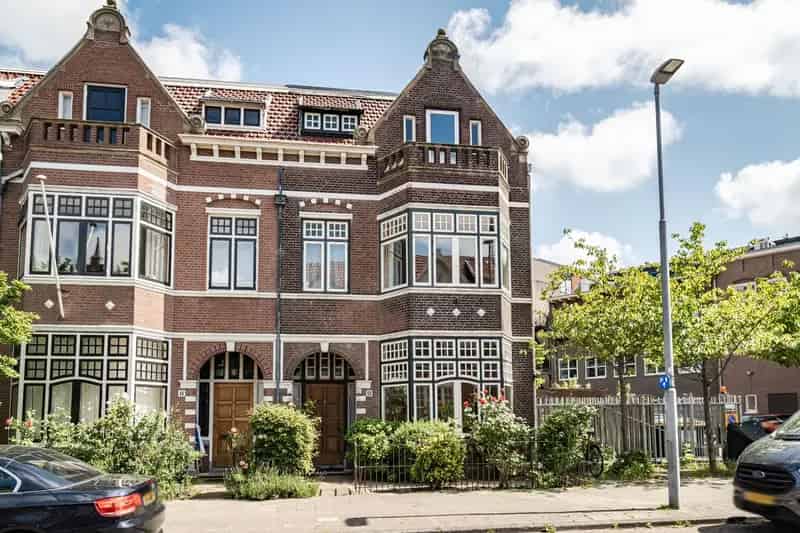 Herenhuis Haarlem Koninginnebuurt 7 slaapkamers 193m2