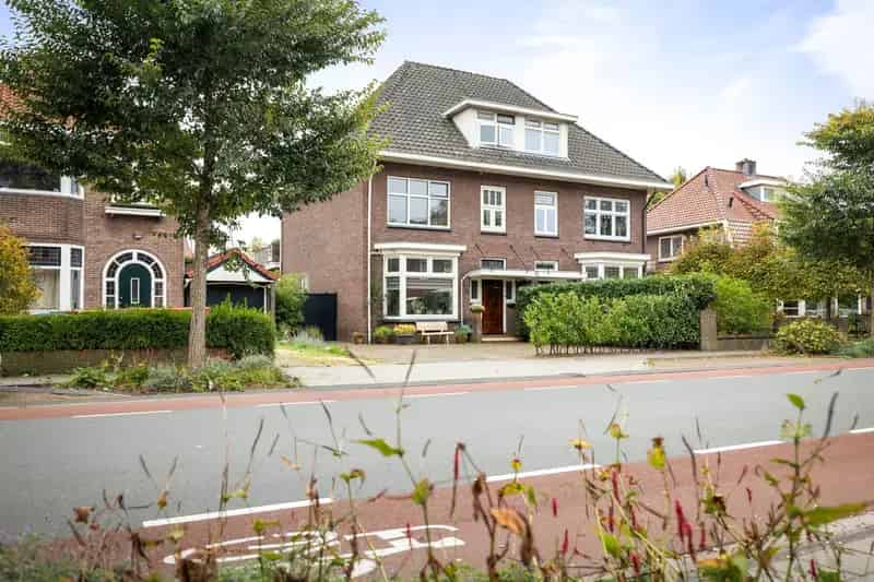Kantoorruimte Deventer Ruime woning 234m2 1929 gerenoveerd