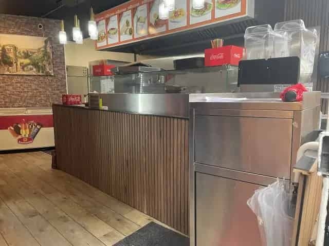 Kroon Döner Zwolle: te koop, gerenoveerde Dönerzaak, instapklaar