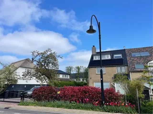 Huis te huur Oud Loosdrecht: Ruime woning met guesthouse nabij Loosdrechtse Plassen