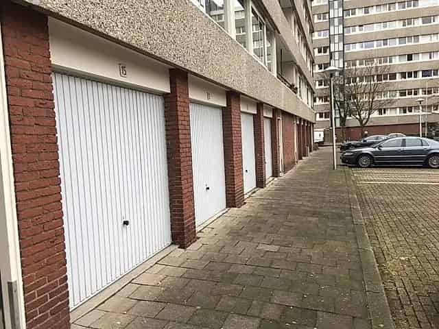 Garagebox te Huur Rustige Woonwijk