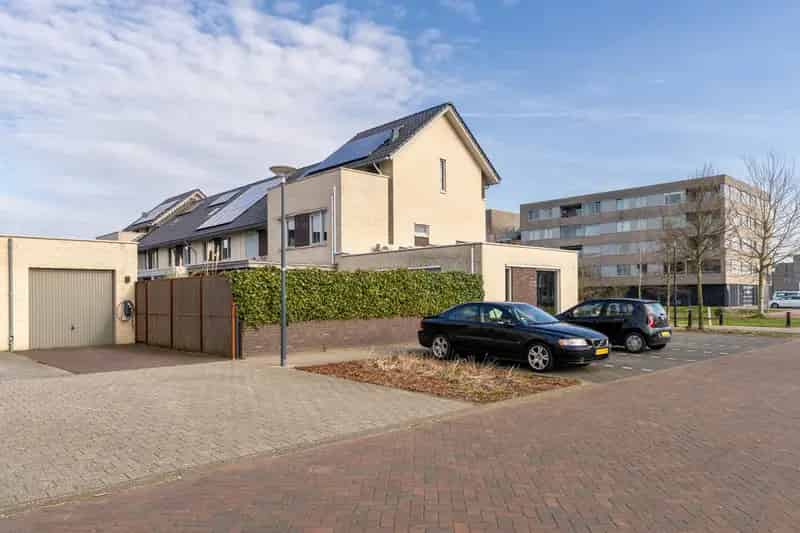 Topwoning Landgoed Driessen: Energiezuinige Hoekwoning met Zwembad