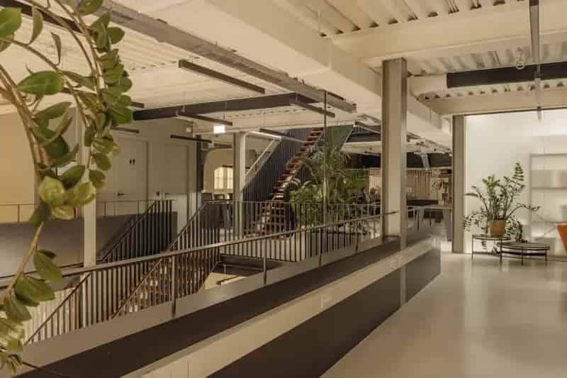 Bedrijfsvastgoed Te Huur , 8, Koenenkade, Amsterdam, Noord-Holland
