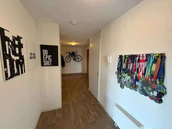 3 Kamer Appartement Utrecht: Modern Balkon Berging Parkeerplaats