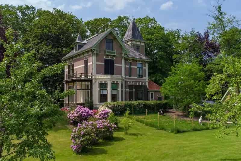 Villa Zwanestein te Heerde: Rijksmonumentale villa met authentieke charme