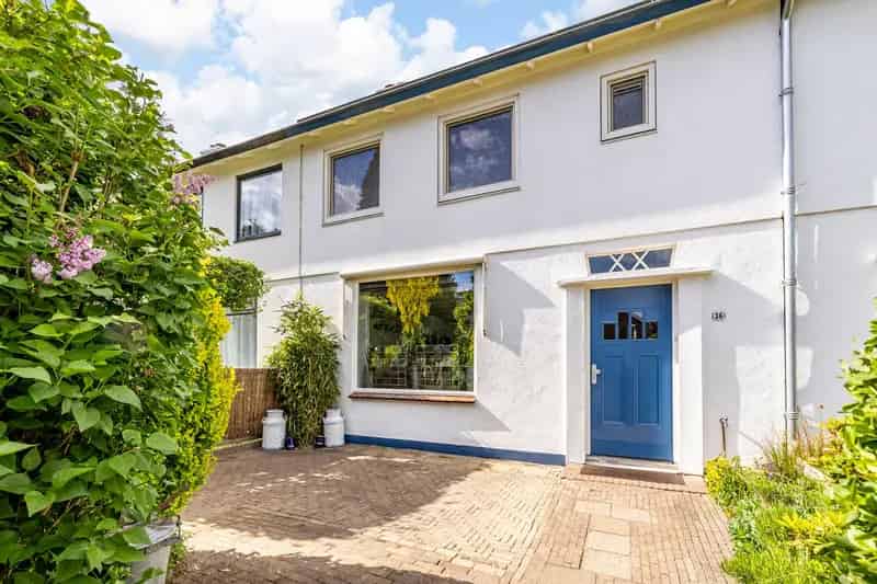 Huis te koop Ede: Uitgebouwde Tussenwoning 3 slaapkamers Energielabel B