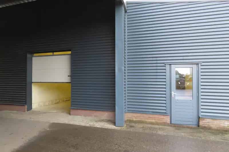 Bedrijfshal te Huur Hoogeveen 142m2 De Wieken