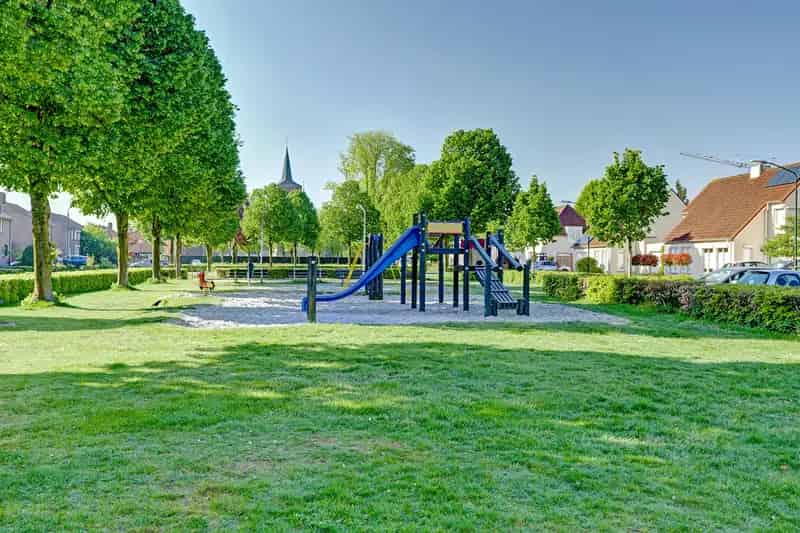 Tussenwoning Bladel 4 slaapkamers moderne badkamer tuin