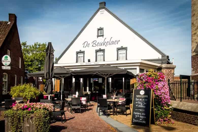 Horecapand 680m2 te koop Roggel Restaurant Hotel