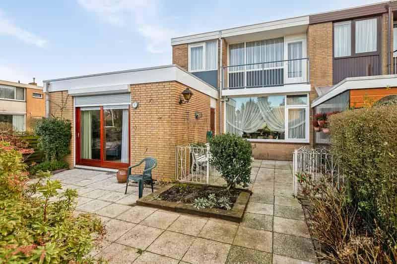 Ruime Hoekwoning Rotterdam 4 slaapkamers 2 badkamers