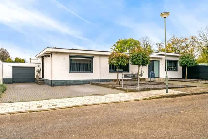 Moderne Bungalow Stein 4 slaapkamers 2 badkamers