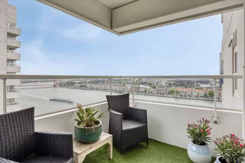 Appartement Rotterdam Stadsdriehoek Maas Uitzicht