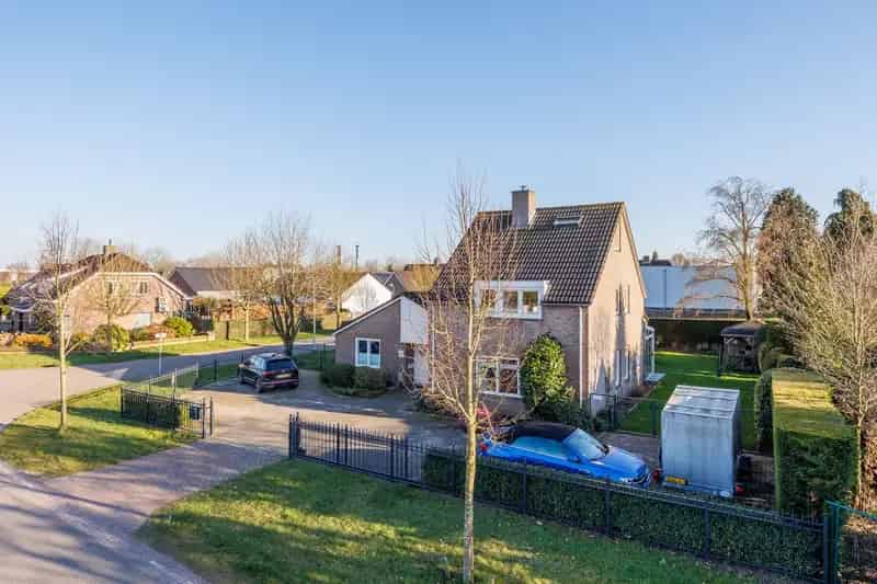 Bedrijfswoning Wijchen 140m2 Wonen 82m2 Bedrijfsruimte