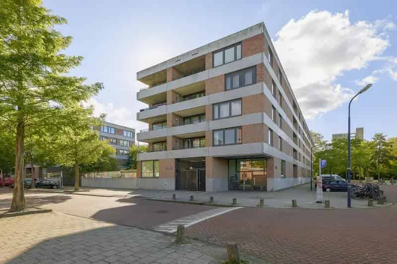 Amsterdam Osdorp 4-kamerappartement 118m2 Nieuwbouw 2010