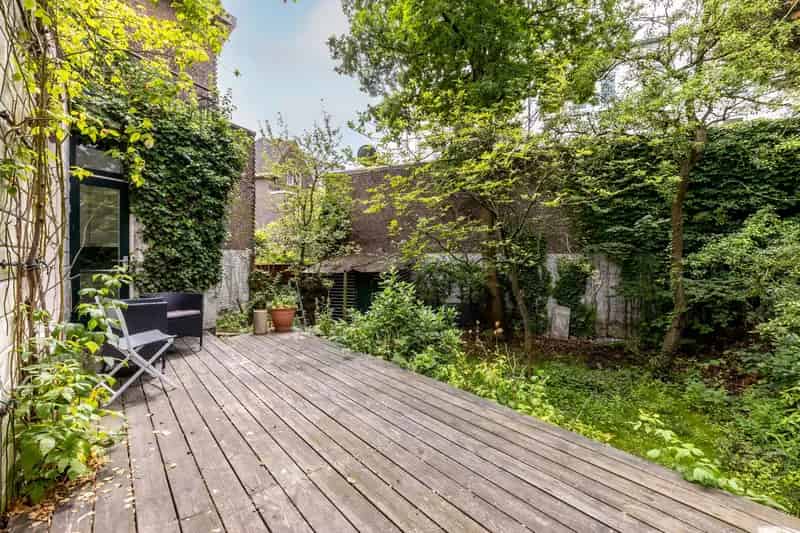 Huis te koop Rotterdam Bergpolderplein: 210m2, 8 kamers, grote tuin