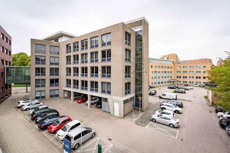 Kantoorruimte Heerlen Centrum 3497m2 te huur