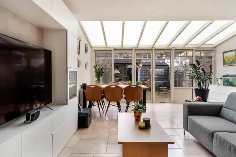Huis te koop Nesselande 4 slaapkamers 127m2 tuin zonnepanelen