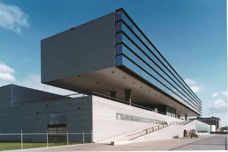 Kantoorruimte te huur Ede A30 1927m² 90 parkeerplaatsen