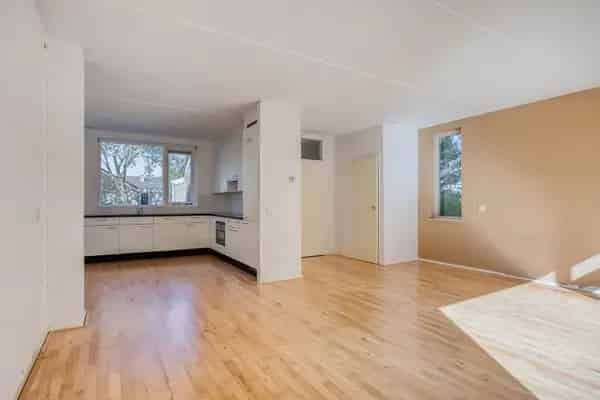 Ruime Eindwoning Aan Het Water Met Garage 4 Slaapkamers