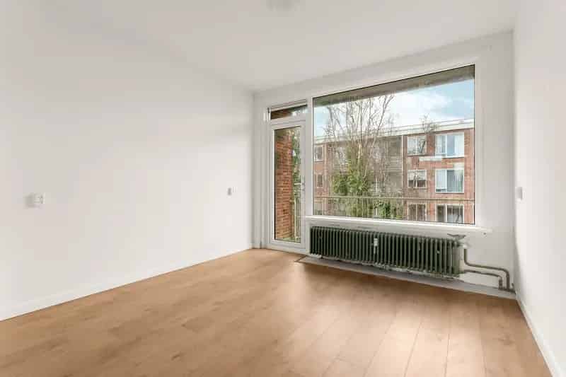 Amsterdam Watergraafsmeer: Licht 3-kamerappartement 73m² - Eigen Grond