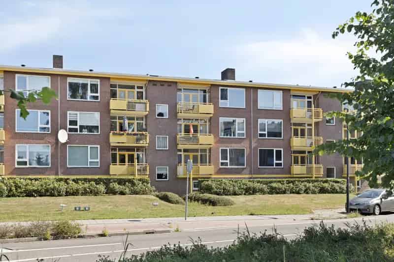 Appartement Almelo 2 Balkons 3 Slaapkamers Centrale Ligging