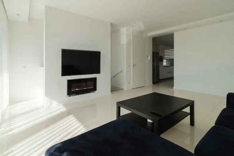 Woning Te Huur in Amsterdam, Noord-Holland