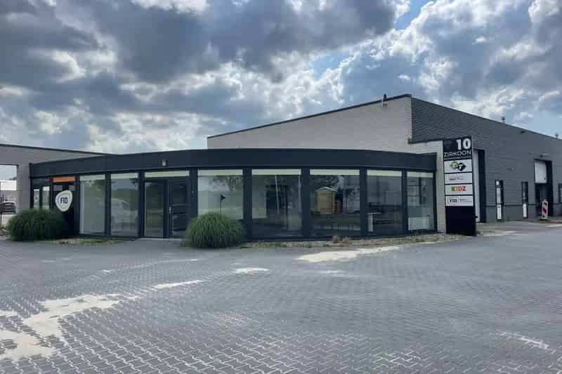 Bedrijfsruimte te Huur Hengelo 440m² Kantoor Showroom Entresol