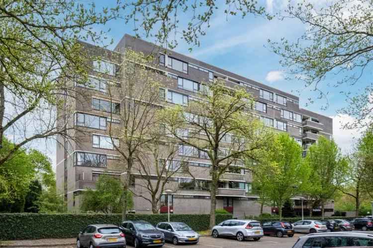 Appartement te koop Eindhoven: Ruim 2-slaapkamers, Loggia & Parkeerplaats