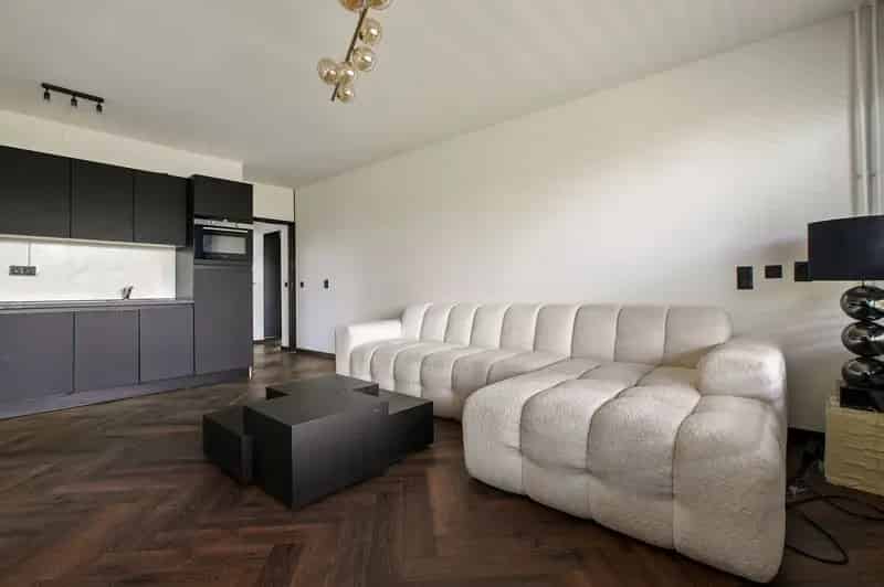 Diemen Centrum Ruim 5 Kamer Appartement 116m2 2 Balkons