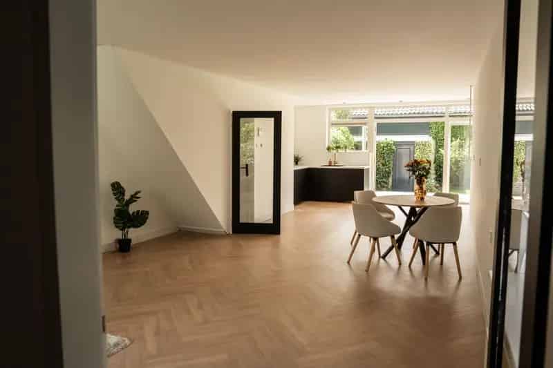 Huis te koop: 4 slaapkamers, werk en wonen mogelijk, tuin