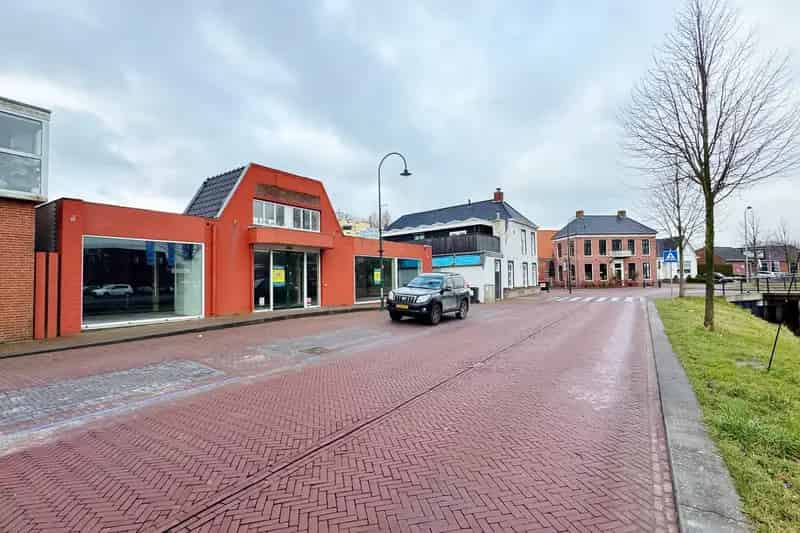 Winkelruimte te huur Winsum 398m² Centrum