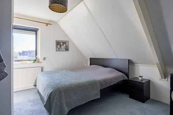 Vrijstaande woning met garage 627m2 3 slaapkamers