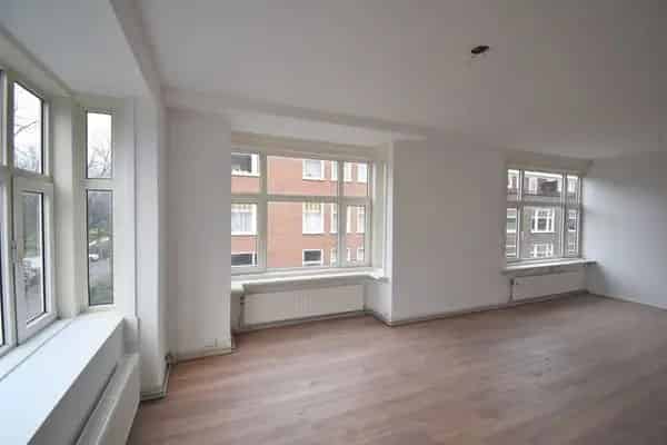 3-kamer woning Blijdorp starters moderne badkamer